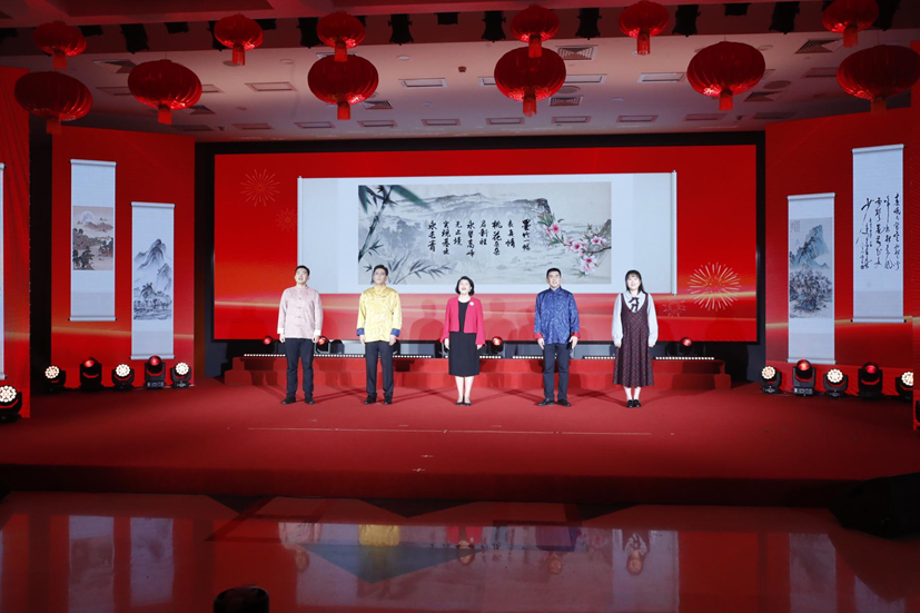 5526FE7EED215908A32704076F3_D3C1430B_CF9F1.jpg?e=